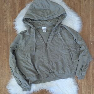 PINK Victoria's Secret Sage Chevron Cropped Half Zip Hoodie